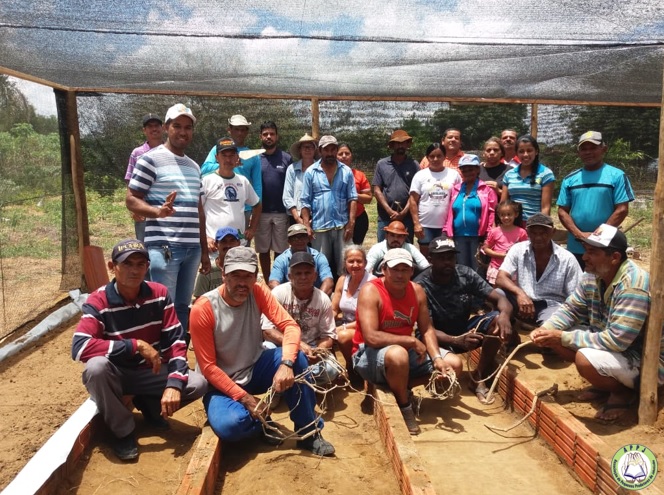 Oficina para a construção de telados e canteiros é realizada no Território Rural União em ...